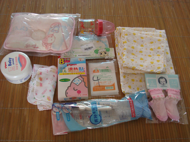 淘宝上购的宝宝用品 宝妈的待产包,有图