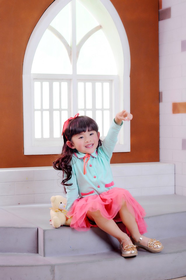 四周岁影楼照片