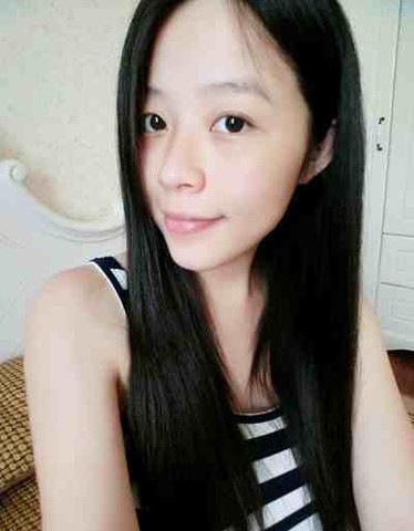 素颜照加大象腿