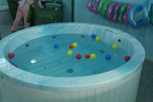 趣哆哆婴幼儿游泳馆