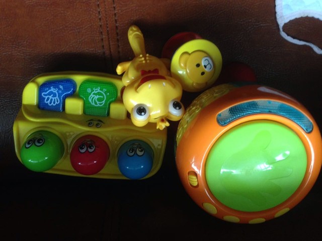 宝宝都玩什么玩具呢