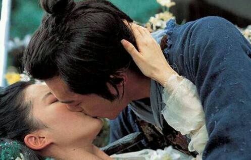 【娱乐八卦】刘亦菲吻戏盘点