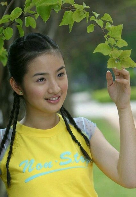 明星刚出道时的图片,你是否还认得