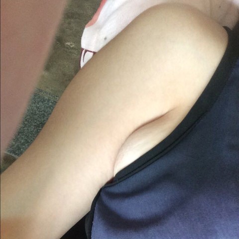 放下去好大一坨肉